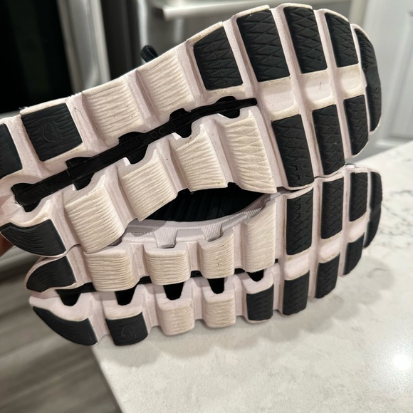 On cloud cloudswift shoes - Picture 10 of 10